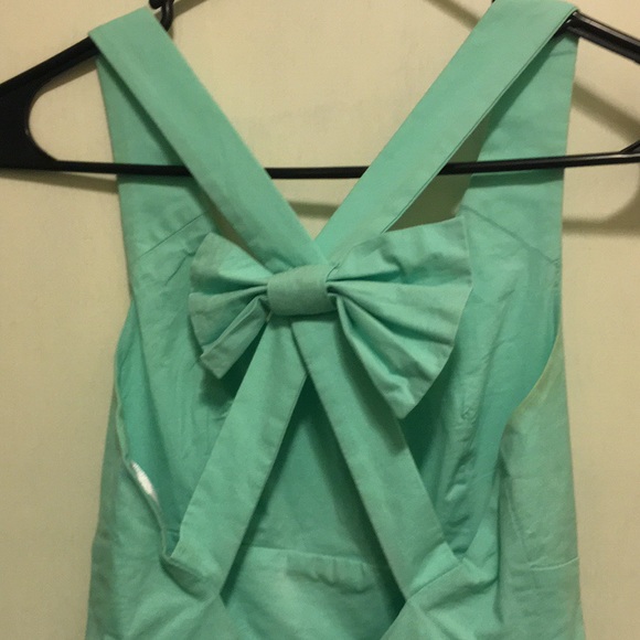 Super cute Tiffany Blue Bow back dress! - Picture 5 of 9